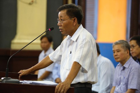 Ông Đặng Thanh Bình và tổ giám sát đổ trách nhiệm qua lại - Ảnh 2. Ông Đặng Thanh Bình và tổ giám sát đổ trách nhiệm qua lại - Ảnh 2.