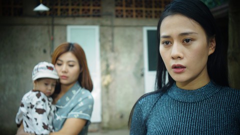 Bị phản đối vì bạo lực, VTV ngừng chiếu Quỳnh Búp bê - Ảnh 2. Bị phản đối vì bạo lực, VTV ngừng chiếu Quỳnh Búp bê - Ảnh 2.