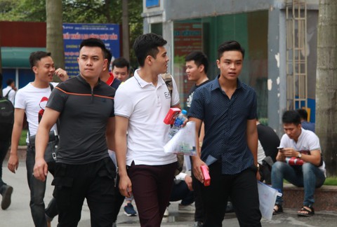 Sáng nay 925.000 thí sinh thi môn văn THPT quốc gia 2018 - Ảnh 10. Sáng nay 925.000 thí sinh thi môn văn THPT quốc gia 2018 - Ảnh 10.