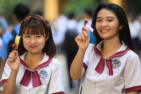 Sáng nay 925.000 thí sinh thi môn văn THPT quốc gia 2018 - Ảnh 4. Sáng nay 925.000 thí sinh thi môn văn THPT quốc gia 2018 - Ảnh 4.