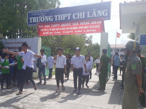 Đề thi văn THPT quốc gia hỏi về sứ mệnh đánh thức tiềm lực đất nước - Ảnh 4. Đề thi văn THPT quốc gia hỏi về sứ mệnh đánh thức tiềm lực đất nước - Ảnh 4.