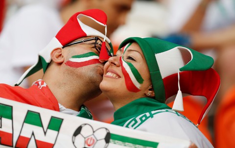 Iran - Bồ Đào Nha 1-1: Ronaldo sút hỏng 11m, Bồ bị gỡ phút chót - Ảnh 1. Iran - Bồ Đào Nha 1-1: Ronaldo sút hỏng 11m, Bồ bị gỡ phút chót - Ảnh 1.