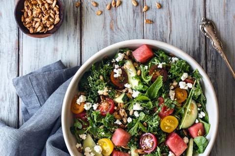 Mách nàng công sở mẹo làm salad ngon đúng chuẩn nhà hàng - Ảnh 3. Mách nàng công sở mẹo làm salad ngon đúng chuẩn nhà hàng - Ảnh 3.