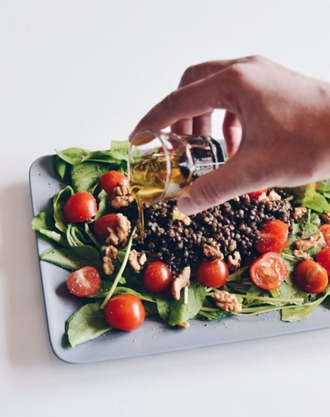 Mách nàng công sở mẹo làm salad ngon đúng chuẩn nhà hàng - Ảnh 6. Mách nàng công sở mẹo làm salad ngon đúng chuẩn nhà hàng - Ảnh 6.