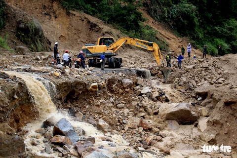Trang trại cá hồi hàng chục tỉ trôi theo lũ, hoang tàn ở Tam Đường - Ảnh 9. Trang trại cá hồi hàng chục tỉ trôi theo lũ, hoang tàn ở Tam Đường - Ảnh 9.