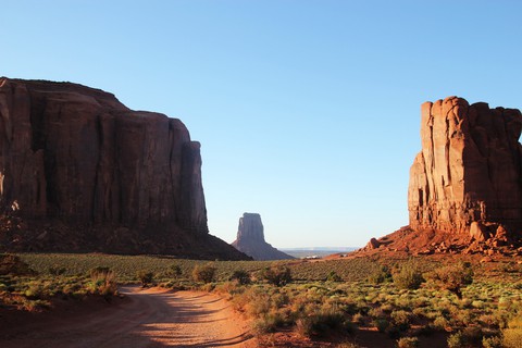 Monument Valley nổi tiếng trong các phim cao bồi viễn Tây - Ảnh 7. Monument Valley nổi tiếng trong các phim cao bồi viễn Tây - Ảnh 7.