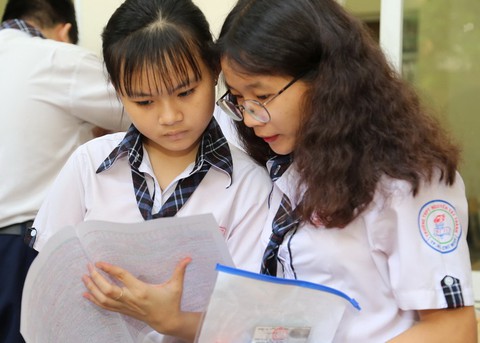 Bài giải vật lý THPT quốc gia 2018 - Ảnh 1. Bài giải vật lý THPT quốc gia 2018 - Ảnh 1.