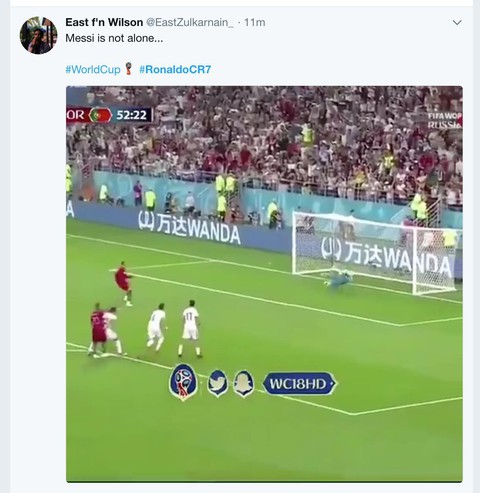 Ronaldo xấu xí, dân mạng... chúc mừng Messi - Ảnh 2. Ronaldo xấu xí, dân mạng... chúc mừng Messi - Ảnh 2.