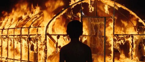 Burning của Lee Chang Dong: Khi tuổi trẻ hoang hoải và bất an - Ảnh 9. Burning của Lee Chang Dong: Khi tuổi trẻ hoang hoải và bất an - Ảnh 9.