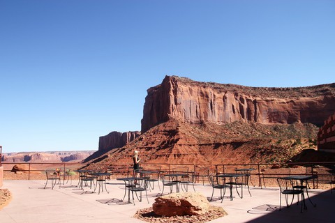 Monument Valley nổi tiếng trong các phim cao bồi viễn Tây - Ảnh 9. Monument Valley nổi tiếng trong các phim cao bồi viễn Tây - Ảnh 9.