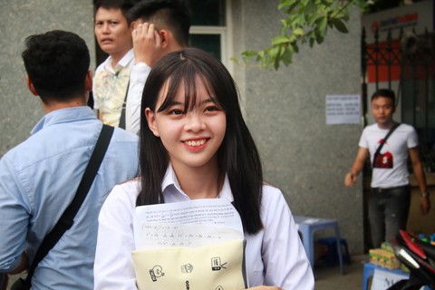 Tươi xinh những bông hồng mùa thi - Ảnh 2. Tươi xinh những bông hồng mùa thi - Ảnh 2.