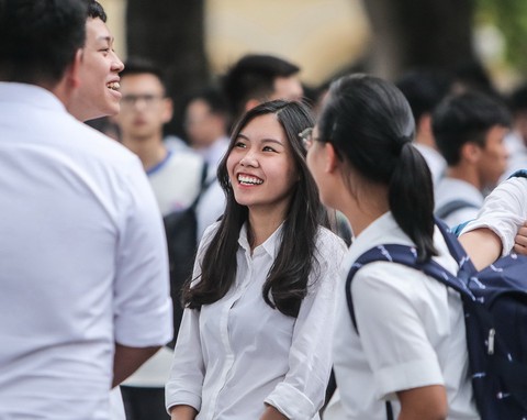 Tươi xinh những bông hồng mùa thi - Ảnh 7. Tươi xinh những bông hồng mùa thi - Ảnh 7.