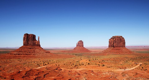 Monument Valley nổi tiếng trong các phim cao bồi viễn Tây - Ảnh 10. Monument Valley nổi tiếng trong các phim cao bồi viễn Tây - Ảnh 10.