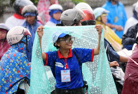 Tươi xinh những bông hồng mùa thi - Ảnh 10. Tươi xinh những bông hồng mùa thi - Ảnh 10.