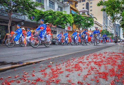 Ngày 3-7, trao giải và công bố sách ảnh ‘Tận hưởng Bản sắc Việt lần 2 - Ảnh 16. Ngày 3-7, trao giải và công bố sách ảnh ‘Tận hưởng Bản sắc Việt lần 2 - Ảnh 16.
