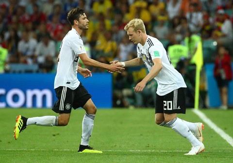 Hoàng tử tóc vàng Julian Brandt trong dàn nam thần Đức - Ảnh 2. Hoàng tử tóc vàng Julian Brandt trong dàn nam thần Đức - Ảnh 2.
