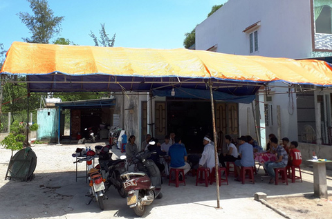 Vĩnh biệt cha, vĩnh biệt bà, con đi thi... - Ảnh 6. Vĩnh biệt cha, vĩnh biệt bà, con đi thi... - Ảnh 6.