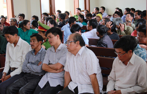 Đề nghị kỷ luật Huyện ủy viên làm thất thoát 26 tỉ đồng - Ảnh 1. Đề nghị kỷ luật Huyện ủy viên làm thất thoát 26 tỉ đồng - Ảnh 1.