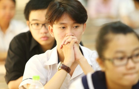Từ đề thi lạ đến tương tác thầy - trò - Ảnh 1. Từ đề thi lạ đến tương tác thầy - trò - Ảnh 1.