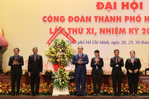 Kiến nghị nâng lương, điều chỉnh tuổi nghỉ hưu cho người lao động - Ảnh 4. Kiến nghị nâng lương, điều chỉnh tuổi nghỉ hưu cho người lao động - Ảnh 4.