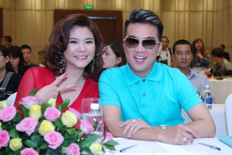 Cô Ló Kim Oanh bất ngờ làm giám khảo Gương mặt thân quen - Ảnh 1. Cô Ló Kim Oanh bất ngờ làm giám khảo Gương mặt thân quen - Ảnh 1.