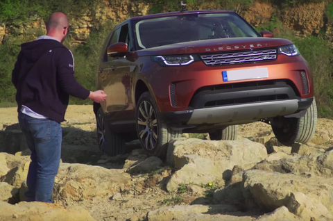 Land Rover sẽ có xe địa hình tự lái - Ảnh 1. Land Rover sẽ có xe địa hình tự lái - Ảnh 1.