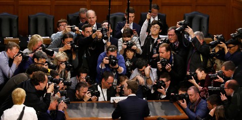 Thêm tiết lộ động trời về chia sẻ dữ liệu người dùng của Facebook - Ảnh 1. Thêm tiết lộ động trời về chia sẻ dữ liệu người dùng của Facebook - Ảnh 1.