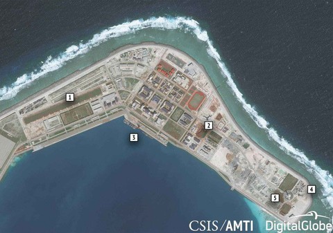 Mỹ điều 2 ‘pháo đài bay’ B-52 bay gần Trường Sa - Ảnh 2. Mỹ điều 2 ‘pháo đài bay’ B-52 bay gần Trường Sa - Ảnh 2.