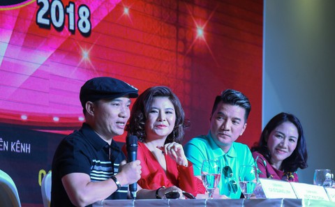 Cô Ló Kim Oanh bất ngờ làm giám khảo Gương mặt thân quen - Ảnh 3. Cô Ló Kim Oanh bất ngờ làm giám khảo Gương mặt thân quen - Ảnh 3.