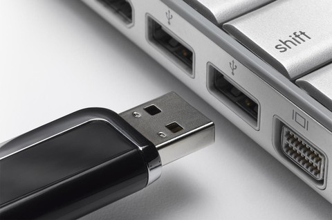 Cảnh báo lây nhiễm virus nguy hiểm xóa dữ liệu trên USB tại Việt Nam - Ảnh 1. Cảnh báo lây nhiễm virus nguy hiểm xóa dữ liệu trên USB tại Việt Nam - Ảnh 1.