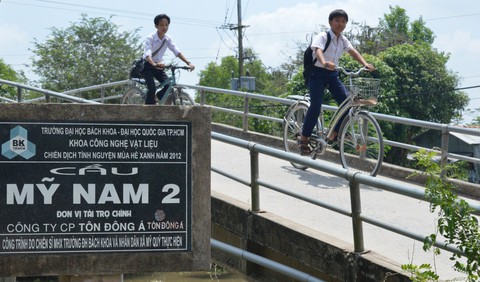 Tôn Đông Á tiếp lửa chiến dịch Mùa hè xanh - Ảnh 2. Tôn Đông Á tiếp lửa chiến dịch Mùa hè xanh - Ảnh 2.