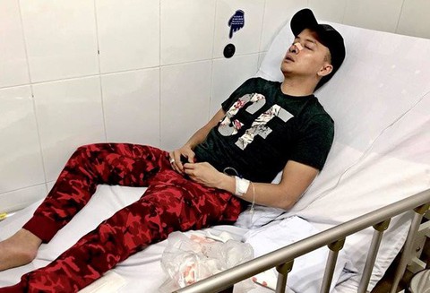 6-6: Quốc Cơ cầu hôn vợ, Cao Thái Sơn chảy máu mũi không ngừng - Ảnh 12. 6-6: Quốc Cơ cầu hôn vợ, Cao Thái Sơn chảy máu mũi không ngừng - Ảnh 12.