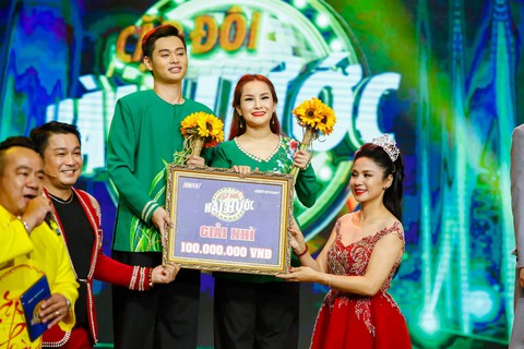 Quán quân Cặp đôi hài hước: bởi mũm mĩm nên duyên - Ảnh 9. Quán quân Cặp đôi hài hước: bởi mũm mĩm nên duyên - Ảnh 9.