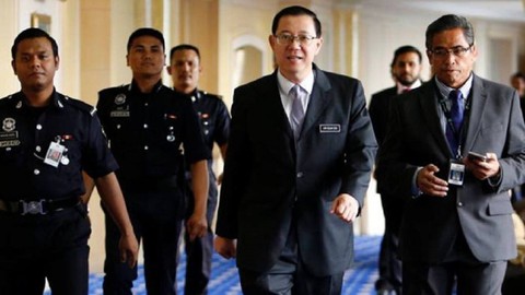 Dự án của Malaysia với Trung Quốc: tiền đã trao, cháo chưa múc - Ảnh 1. Dự án của Malaysia với Trung Quốc: tiền đã trao, cháo chưa múc - Ảnh 1.