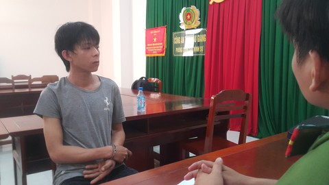 Giết mẹ ruột rồi phóng hỏa đốt nhà - Ảnh 1. Giết mẹ ruột rồi phóng hỏa đốt nhà - Ảnh 1.