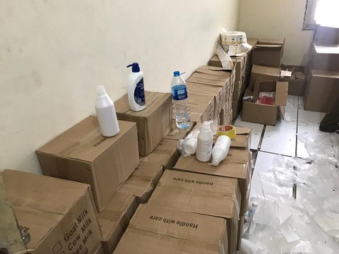 Cả kho mỹ phẩm giả tại trụ sở cũ của Thanh tra Chính phủ - Ảnh 2. Cả kho mỹ phẩm giả tại trụ sở cũ của Thanh tra Chính phủ - Ảnh 2.