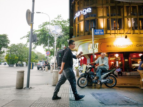 Thổi hồn cuộc sống vào trào lưu chụp ảnh ghép ngày và đêm - Ảnh 4. Thổi hồn cuộc sống vào trào lưu chụp ảnh ghép ngày và đêm - Ảnh 4.