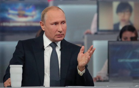 Ông Putin: Châu Âu đang trả giá vì không nghe Nga, chơi với Mỹ - Ảnh 1. Ông Putin: Châu Âu đang trả giá vì không nghe Nga, chơi với Mỹ - Ảnh 1.