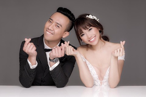 8-6: Ca khúc buồn nhất album Tâm 9, cô gái Việt mồ côi thi Miss Asia World - Ảnh 10. 8-6: Ca khúc buồn nhất album Tâm 9, cô gái Việt mồ côi thi Miss Asia World - Ảnh 10.