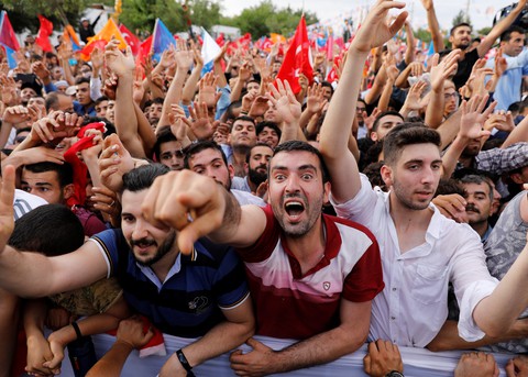 Thổ Nhĩ Kỳ dọa tấn công căn cứ người Kurd ở Bắc Iraq - Ảnh 2. Thổ Nhĩ Kỳ dọa tấn công căn cứ người Kurd ở Bắc Iraq - Ảnh 2.