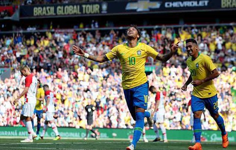 Tại World Cup, cầu thủ Brazil phải yêu theo lịch - Ảnh 1. Tại World Cup, cầu thủ Brazil phải yêu theo lịch - Ảnh 1.