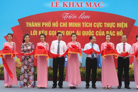 Triển lãm hình ảnh kêu gọi thi đua ái quốc của Bác - Ảnh 1. Triển lãm hình ảnh kêu gọi thi đua ái quốc của Bác - Ảnh 1.