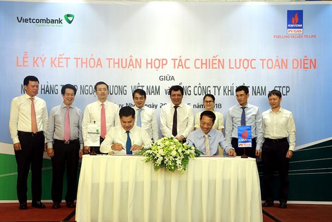 Vietcombank và PV GAS ký kết hợp tác chiến lược toàn diện - Ảnh 1. Vietcombank và PV GAS ký kết hợp tác chiến lược toàn diện - Ảnh 1.