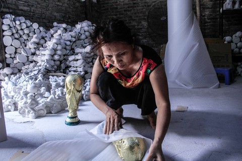 Độc đáo cúp vàng World Cup made in Việt Nam - Ảnh 7. Độc đáo cúp vàng World Cup made in Việt Nam - Ảnh 7.