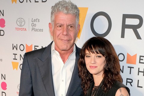 Ông Obama nói nhớ mãi buổi ăn bún chả cùng đầu bếp Bourdain tại Hà Nội - Ảnh 4. Ông Obama nói nhớ mãi buổi ăn bún chả cùng đầu bếp Bourdain tại Hà Nội - Ảnh 4.