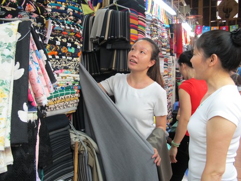 Mới hơn 3.000/250.000 hộ kinh doanh ở TP.HCM ‘chịu’ lên doanh nghiệp - Ảnh 1. Mới hơn 3.000/250.000 hộ kinh doanh ở TP.HCM ‘chịu’ lên doanh nghiệp - Ảnh 1.
