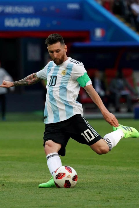 Messi đen đủi ở World Cup phải chăng là điềm xui được báo trước? - Ảnh 7. Messi đen đủi ở World Cup phải chăng là điềm xui được báo trước? - Ảnh 7.