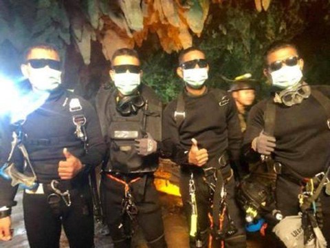 Câu chuyện sau 17 ngày ở Tham Luang thành bài học cho tương lai - Ảnh 2. Câu chuyện sau 17 ngày ở Tham Luang thành bài học cho tương lai - Ảnh 2.