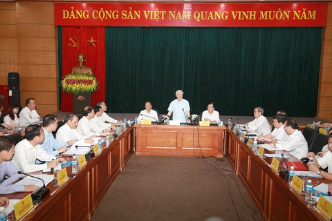 Tổng bí thư nhắc Bộ Công thương phải bản lĩnh và vững vàng - Ảnh 1. Tổng bí thư nhắc Bộ Công thương phải bản lĩnh và vững vàng - Ảnh 1.