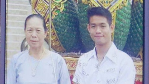 Huấn luyện viên đội bóng đã giúp các em nhỏ trong hang ra sao? - Ảnh 2. Huấn luyện viên đội bóng đã giúp các em nhỏ trong hang ra sao? - Ảnh 2.